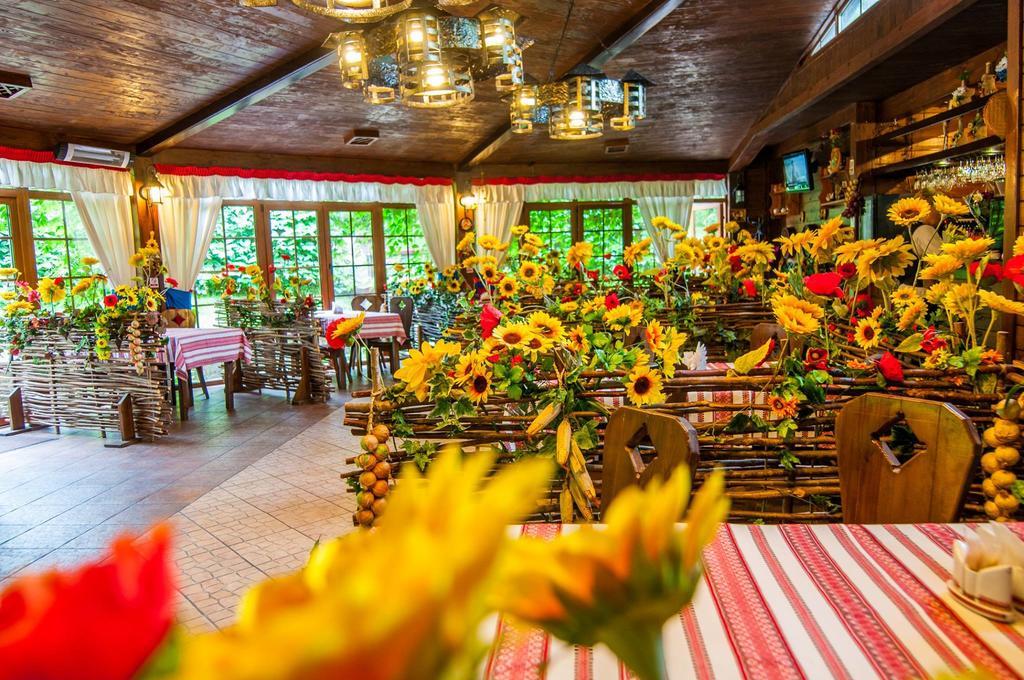 Hotel Kolyba House Kiev Esterno foto