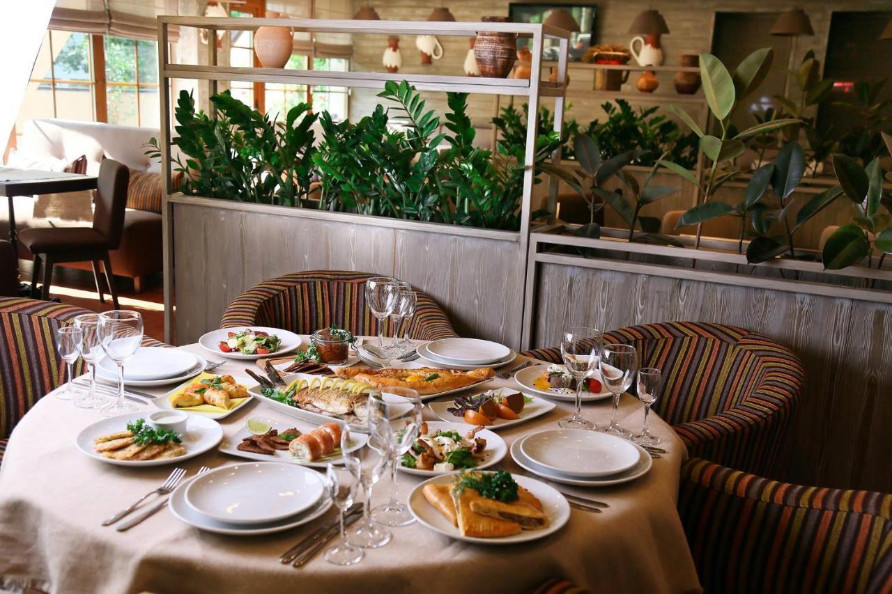 Hotel Kolyba House Kiev Esterno foto