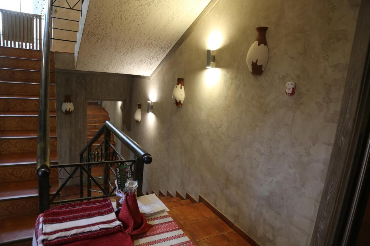 Hotel Kolyba House Kiev Esterno foto